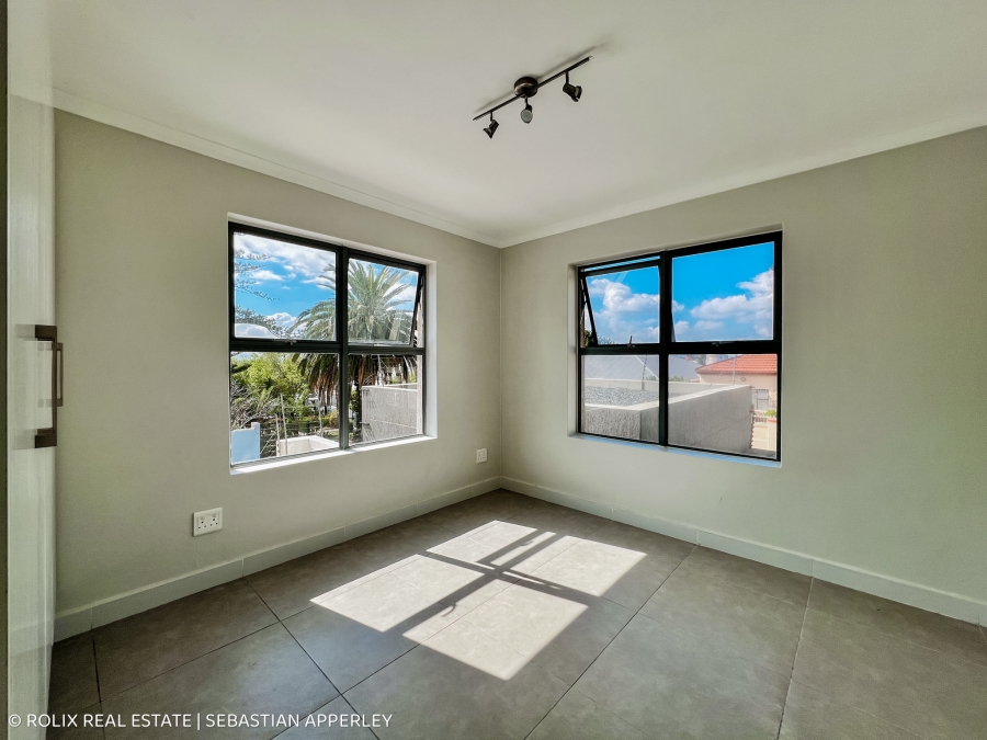 2 Bedroom Property for Sale in Observatory Western Cape